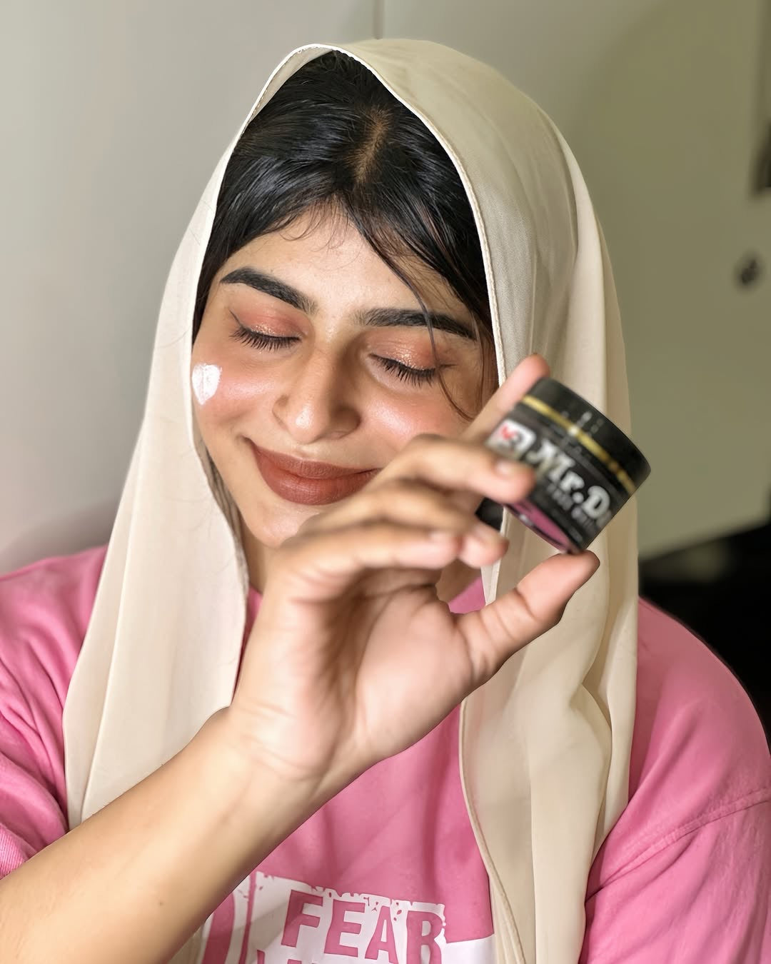 Face Whitening creams For Unisex ,Mrdarzi Face Whitening Cream Mini ( 30 grams ) MR. DARZI